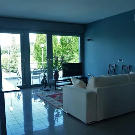 Amanda Holiday home *